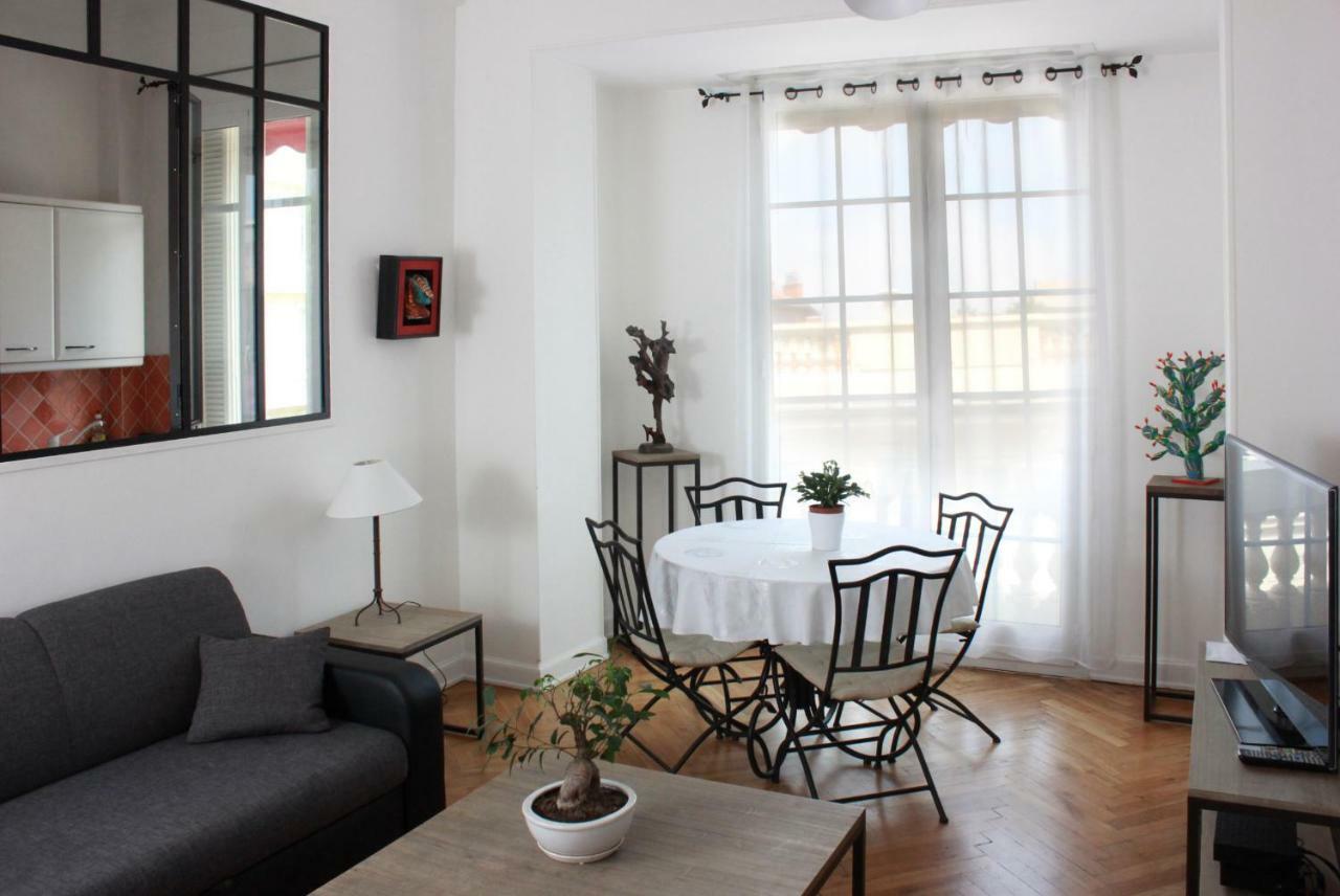 Appartement Square Alziary Nice Bagian luar foto